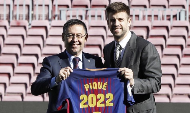 Barcelone : Gerard Piqué tacle Josep Maria Bartomeu
