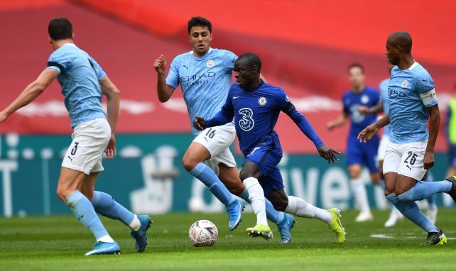 UEFA Champions League : N'golo Kanté désigné meilleur milieu de terrain de la saison 2020-2021