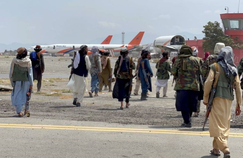 Un avion du Qatar transportant une équipe technique s'est posé à Kaboul (source proche du dossier)