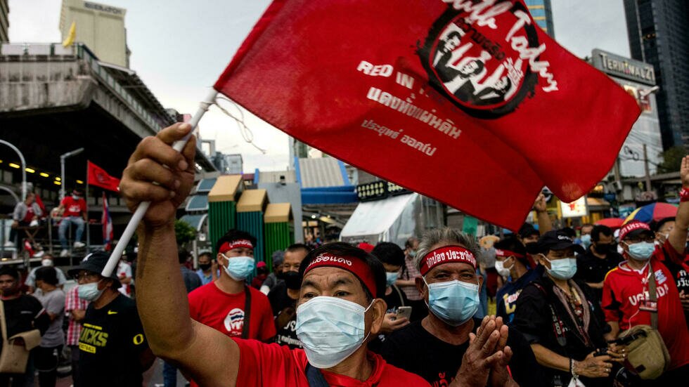 Thaïlande: nouvelle manifestation avant le vote de la motion de censure contre le gouvernement
