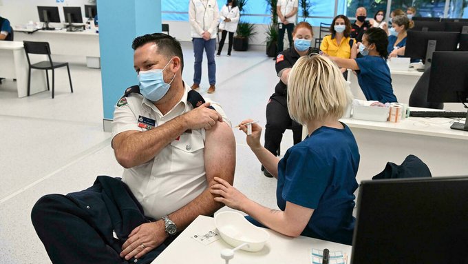 Covid-19: l'Australie va recevoir 4 millions de doses de vaccin du Royaume-Uni
