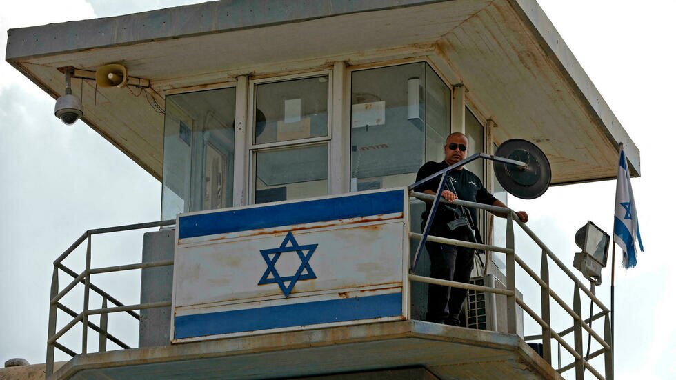Évasion d'une prison en Israël : l'armée arrête des proches des fugitifs palestiniens