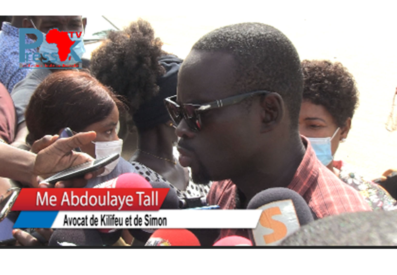 Vidéo - Kilifeu et Simon placés sous mandat de dépôt et poursuivis pour trafic de migrants et tentative de trafic de migrants (Avocat)