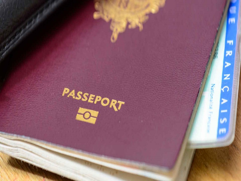 ​Affaire Condé et Cie: 4 passeports diplomatiques authentifiés par les Affaires étrangères, délivrés à des enfants « fictifs »