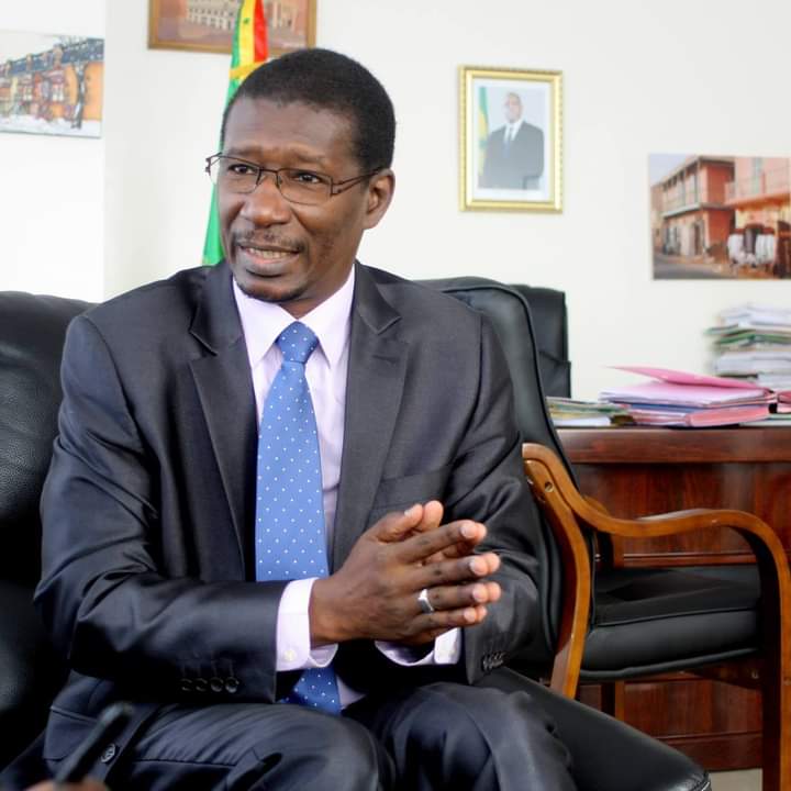 Sénégal: Mary Teuw Niane avance la date de la production du pétrole et du gaz