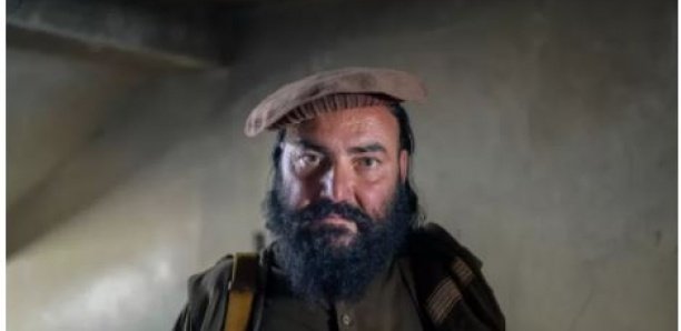 Les talibans interdisent aux coiffeurs de raser ou tailler la barbe des hommes en Afghanistan
