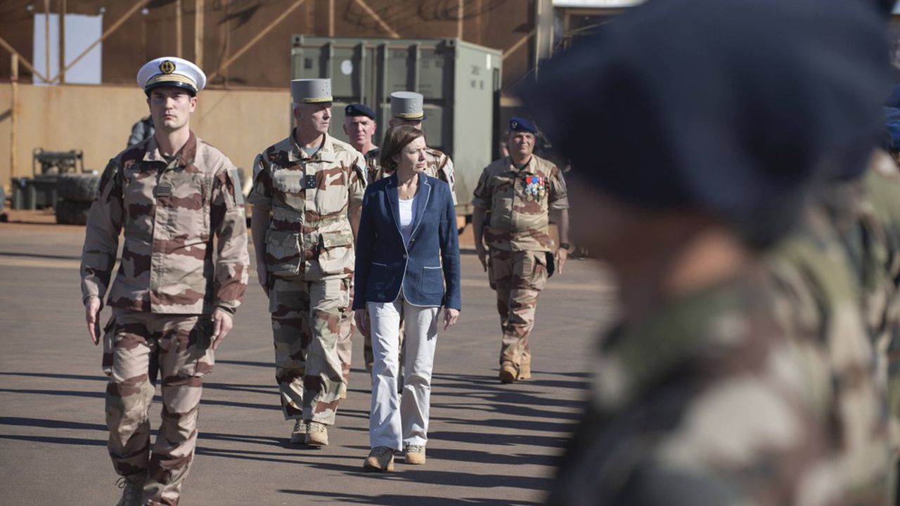 Le Mali perdra « le soutien de la communauté internationale » s'il recrute le groupe Wagner, selon Florence Parly