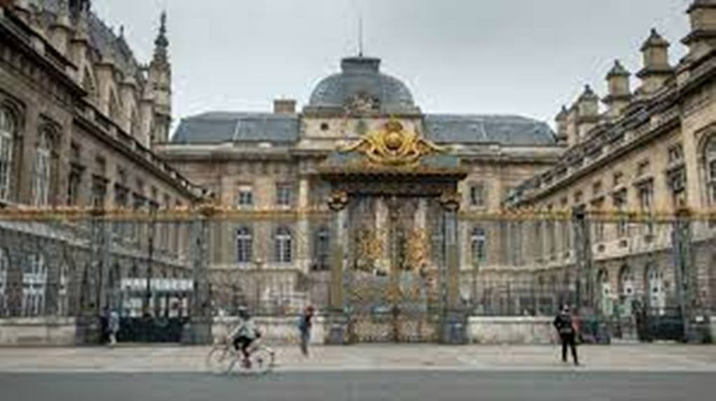 L'homme d'affaires congolais Lucien Ebata mis en examen à Paris