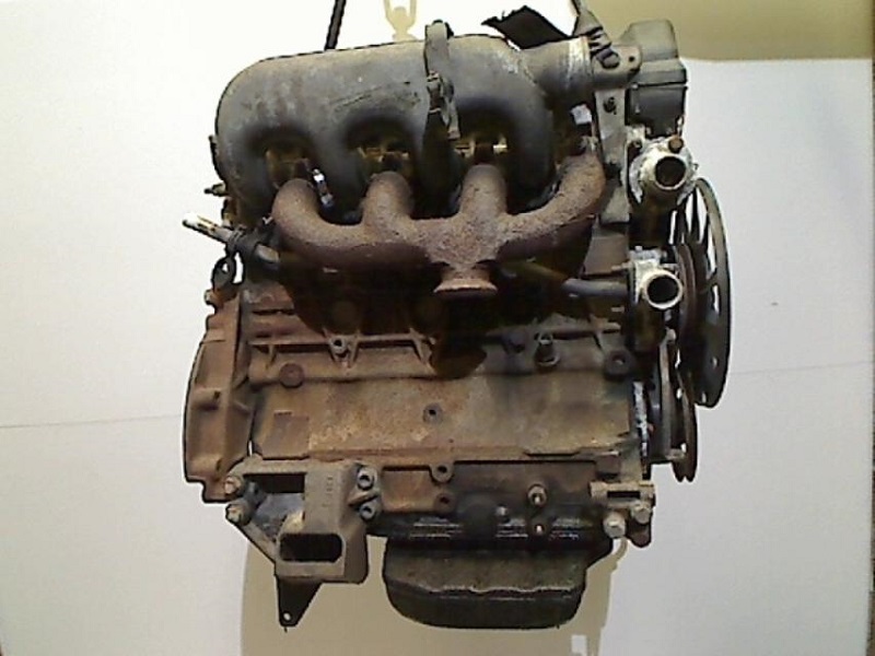 Des moteurs de bateaux volés en Espagne et exportés à Dakar: des douaniers suspectés