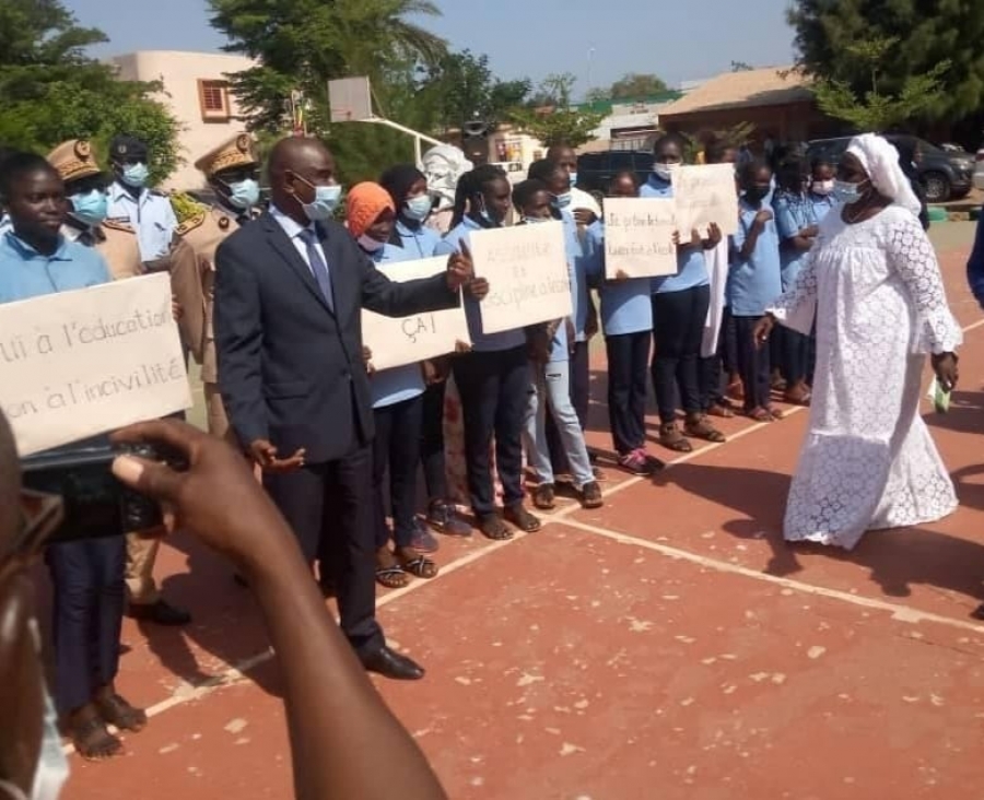 Les élèves du collège Hann Bel Air demandent pardon, le ministre et les syndicats acceptent mais avertissent