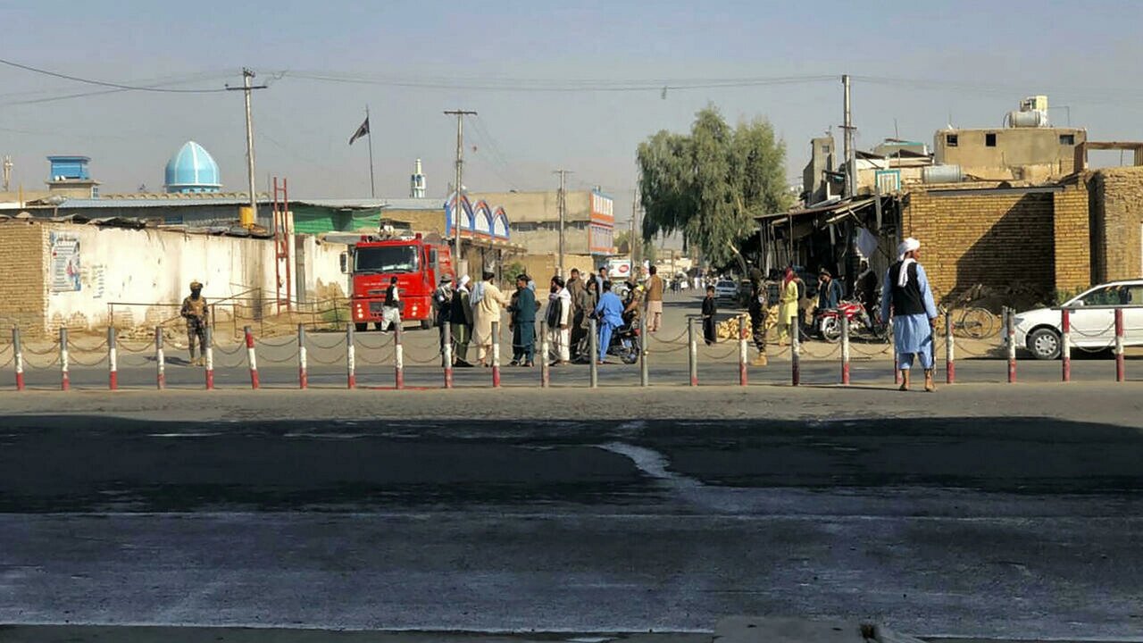 Afghanistan: des dizaines de morts après des explosions dans une mosquée de Kandahar