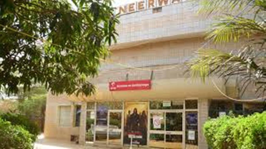 Burkina Faso: le cinéma Neerwaya, une institution à Ouagadougou, contre vents et marées