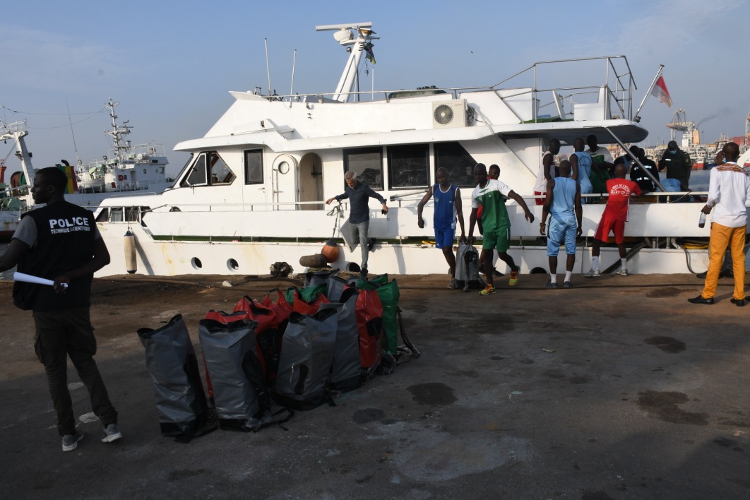 Saisie de 2026 kg de cocaïne par la Marine sénégalaise: les identités des 5 présumés dealers révélées