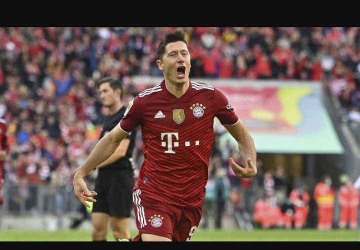 BL : le Bayern Munich déroule contre Hoffenheim, Dortmund solide dauphin, Leipzig remonte