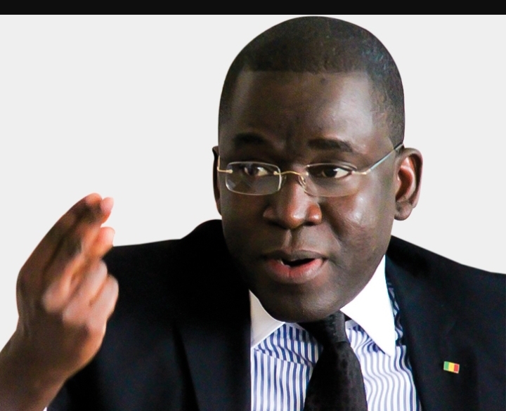 Aliou Sow conseille Macky Sall de ne tenter aucune manœuvre pour un 3e mandat
