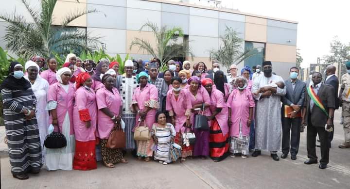 Santé maternelle et infantile au Mali : 323 sages-femmes déployées dans les 15 régions du pays