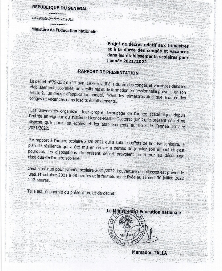 Macky Sall signe un décret relatif aux trimestres et à la durée et vacances des établissements scolaires