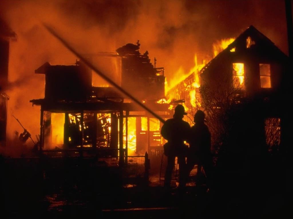Urgent - un grave incendie s'est déclaré au marché central de Mbacké
