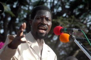 Talla Sylla: "Pourquoi Karim dedans et Macky dehors ?"