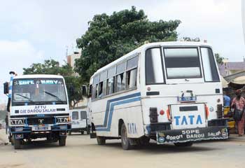 Avenue Bourguiba : un minibus « Tata » dérape, tue un homme de 45 ans et heurte une femme enceinte