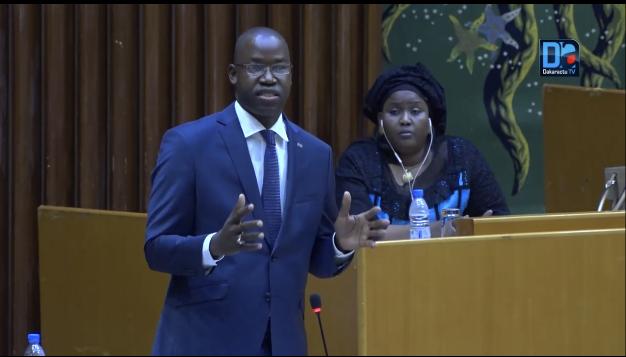 ​Assemblée nationale: Yankhoba Diattara défend le compagnonnage Macky-Idy devant les attaques de Serigne Cheikh Mbacké