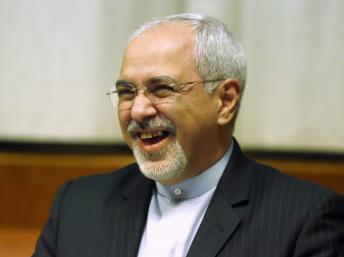 Le ministre iranien des Affaires étrangères Mohammed Javad Zarif à Genève le 20 novembre 2013. REUTERS/Denis Balibouse