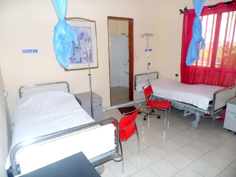 Grève des transporteurs: les malades consignés chez eux, « 90% des médecins » pas véhiculés pour se rendre dans les hôpitaux 