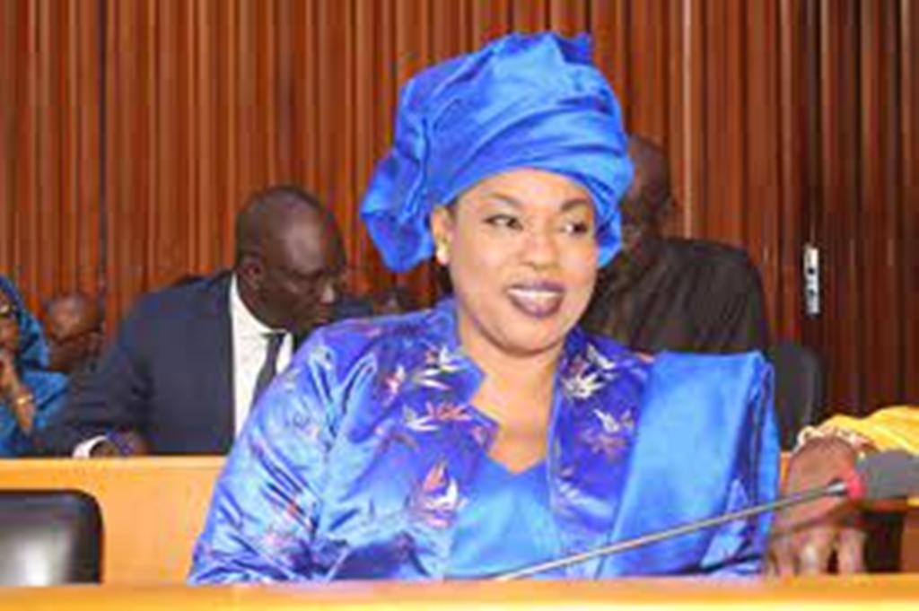 Vote du budget 2022 ministère de la Femme: Ndeye Saly Diop Dieng annonce un taux de retrait des enfants de la rue de 85%