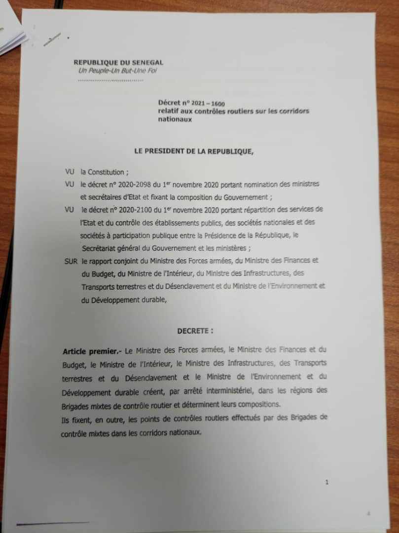 Levée du mot d’ordre de grève des transporteurs: le décret et l’arrêté qui régissent la diminution des postes de contrôle