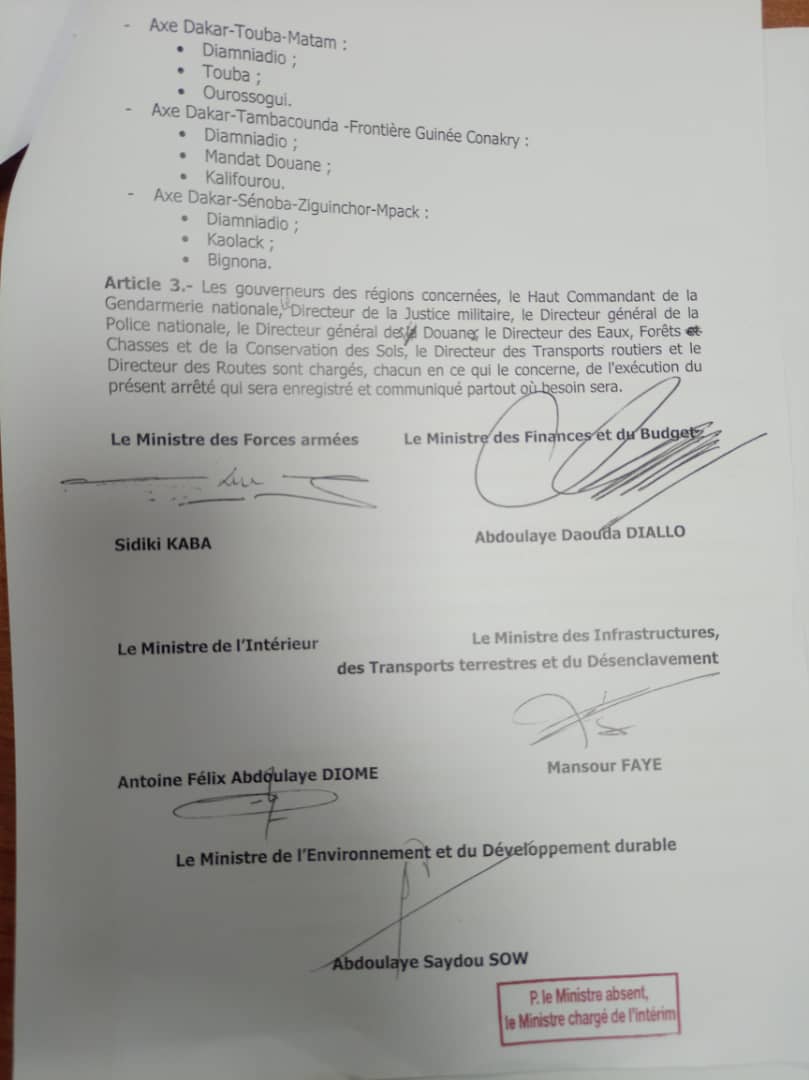 Levée du mot d’ordre de grève des transporteurs: le décret et l’arrêté qui régissent la diminution des postes de contrôle