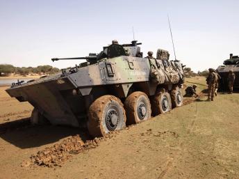Le terroriste et narcotrafiquant Cheïbani Ould Hama a été arrêté au Mali, près de Gao, par des membres de la force Serval et des services nigériens, le 26 novembre 2013. REUTERS/Emmanuel Braun