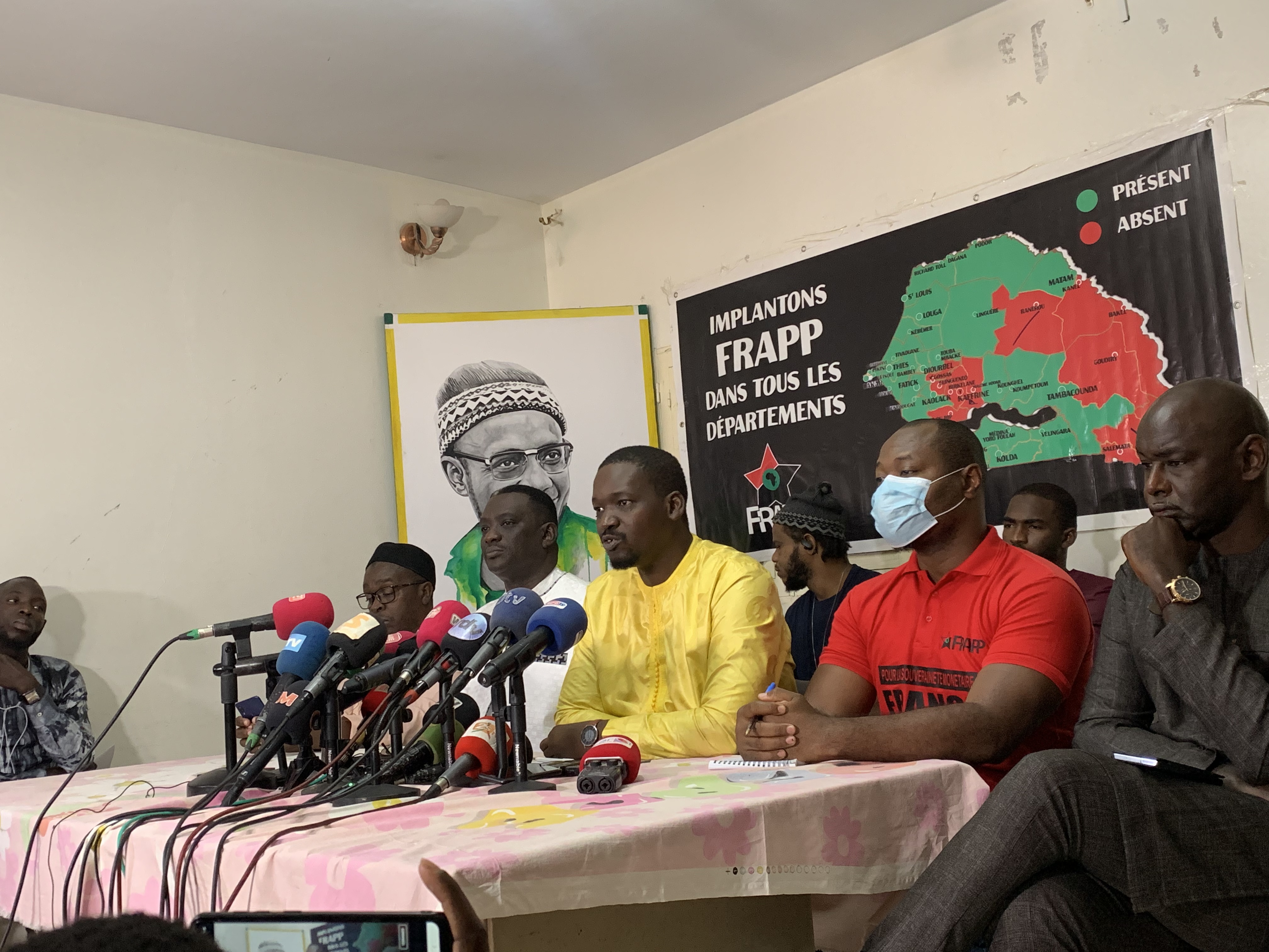 FRAPP et Y’en a marre reculent pour préparer un grand rassemblement vendredi prochain