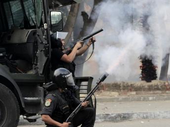 Egypte: la loi restreignant le droit de manifester va-t-elle démobiliser les opposants libéraux?