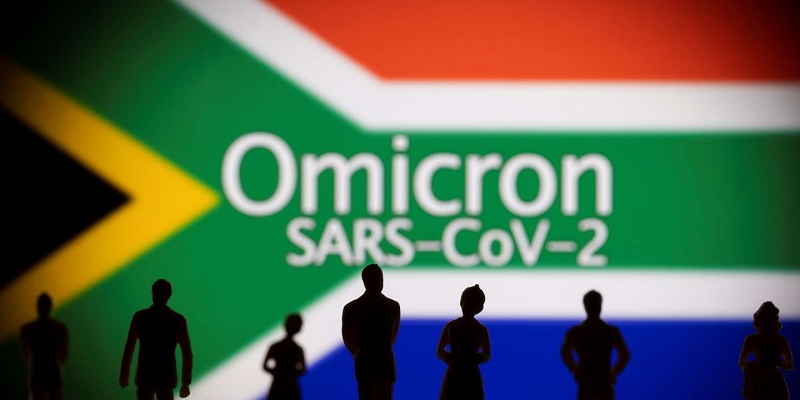 Omicron semble se diffuser plus rapidement et les vaccins sans doute moins efficaces