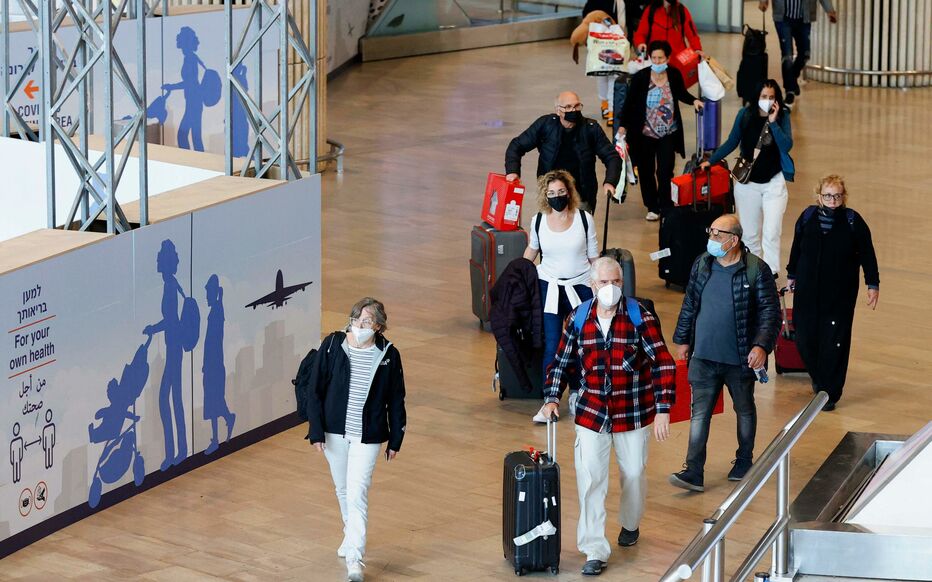 Variant Omicron: Israël interdit les voyages avec les États-Unis