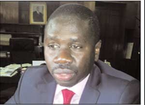 La décentralisation au chevet de la coopération sous-régionale: Me Oumar Youm et l’UEMOA autour des frontières