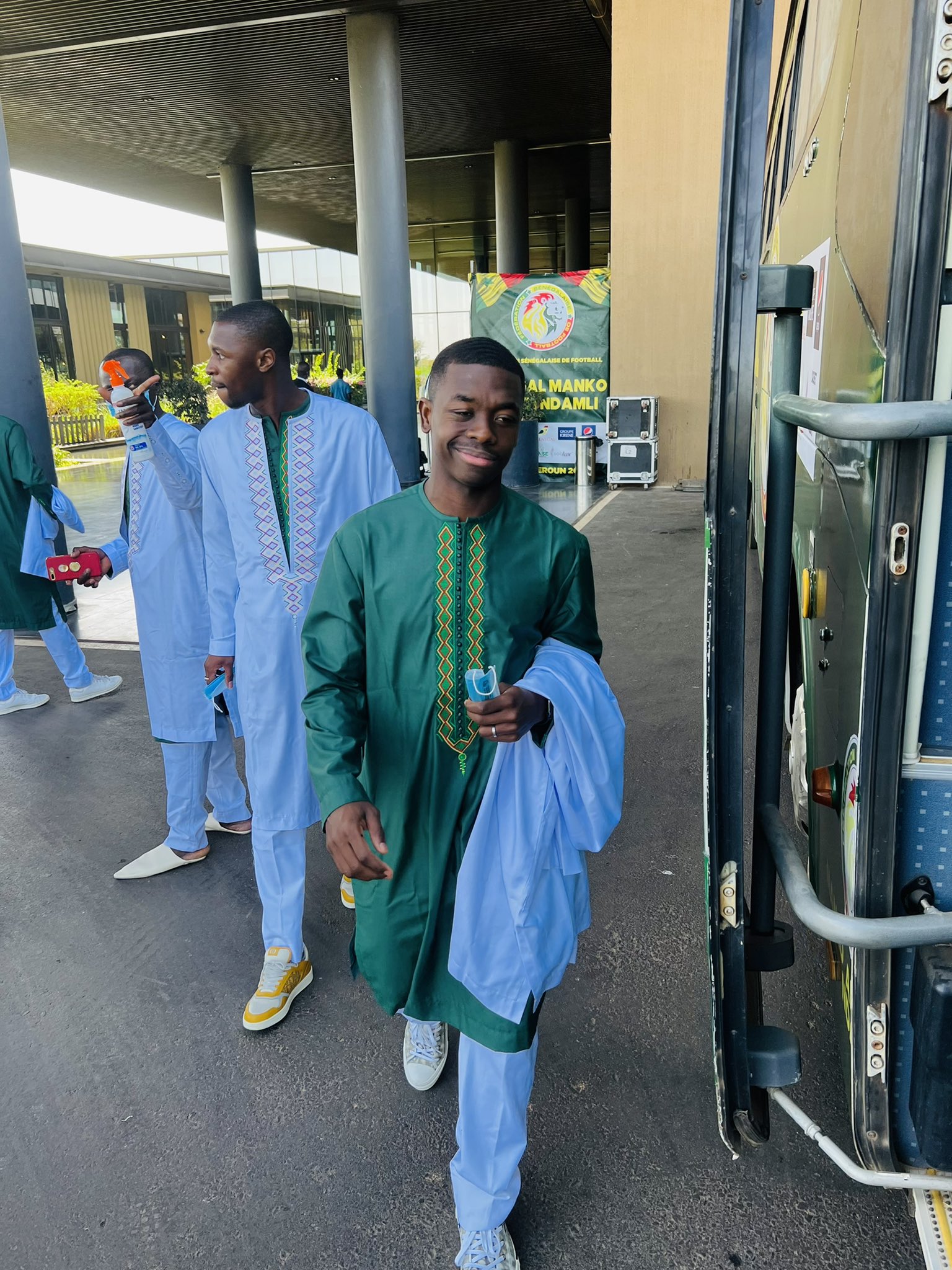 Sénégal: Pape Matar Sarr, Nampaly, Mame Baba Thiam et 06 membres du staff positifs au Covid 19 (FSF)