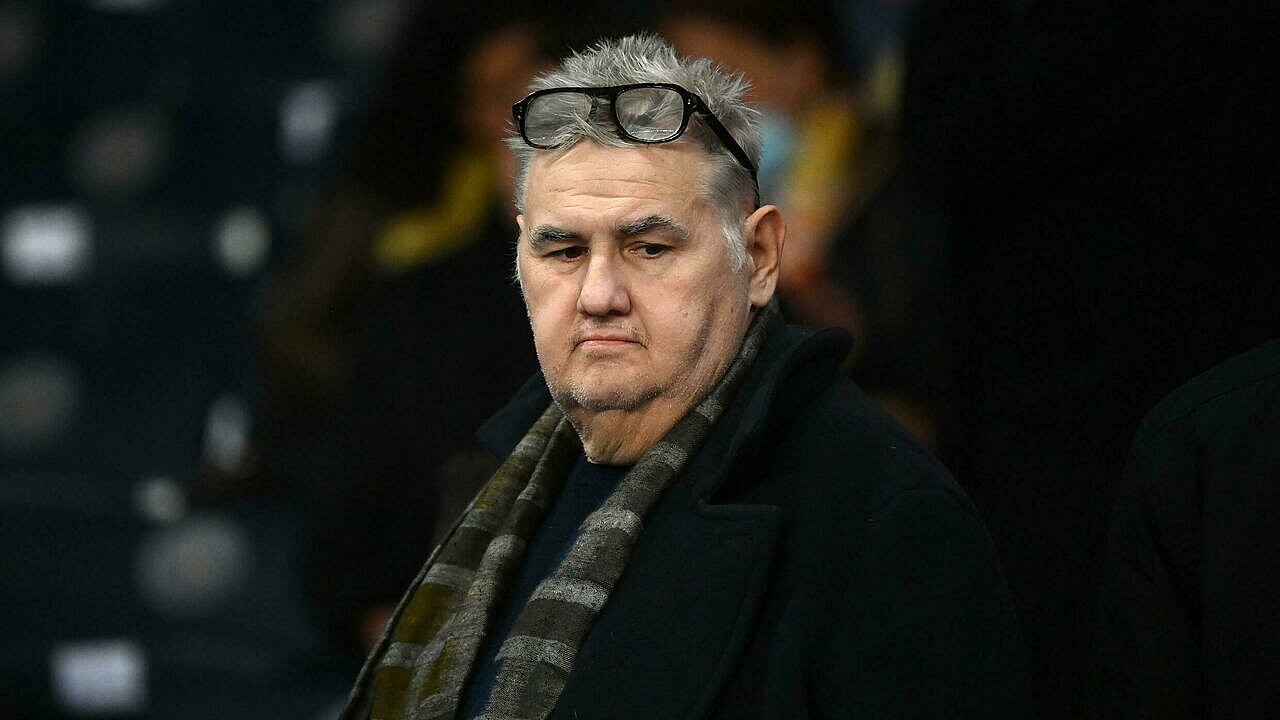 Une enquête ouverte contre Pierre Ménès sur ses agissements à Canal+