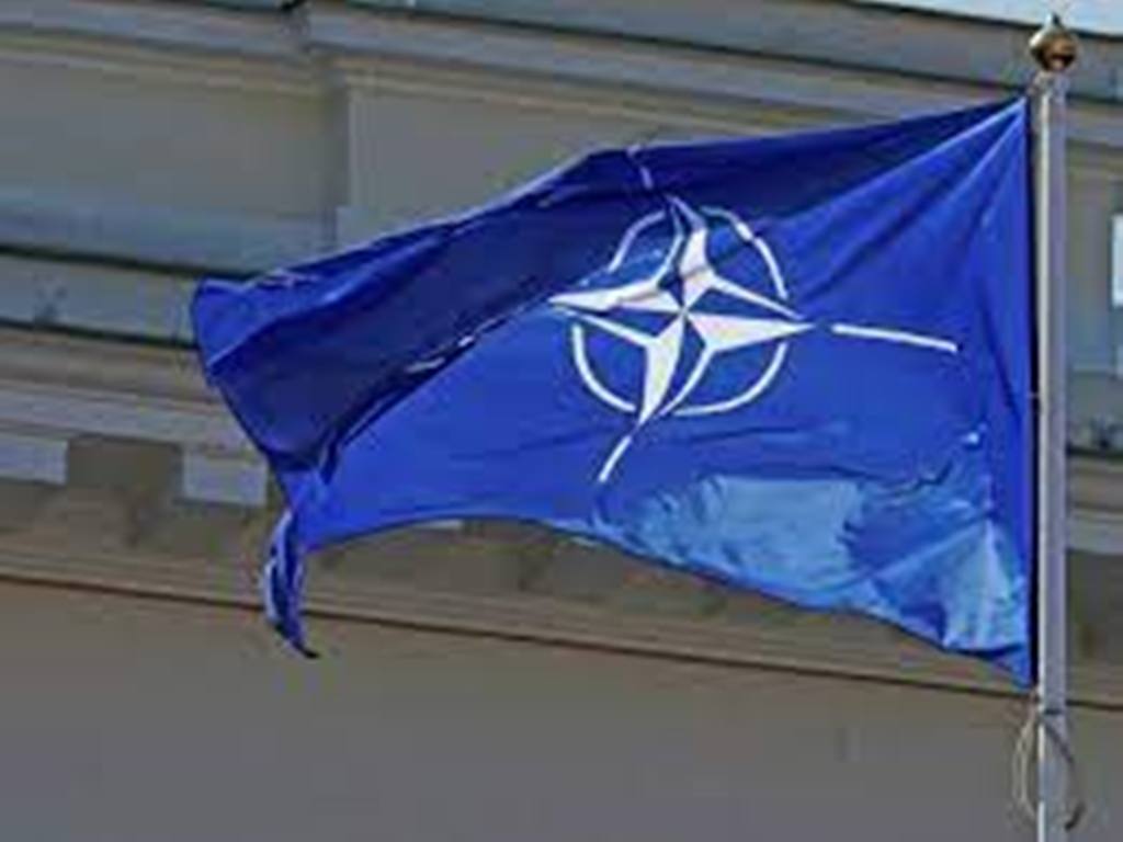 Après les États-Unis, l'Otan prend le relais dans les discussions avec la Russie
