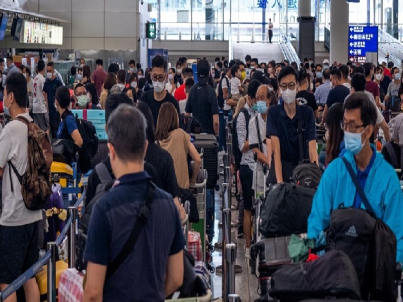 Hong Kong interdit aux passagers de plus de 150 pays de transiter par son aéroport