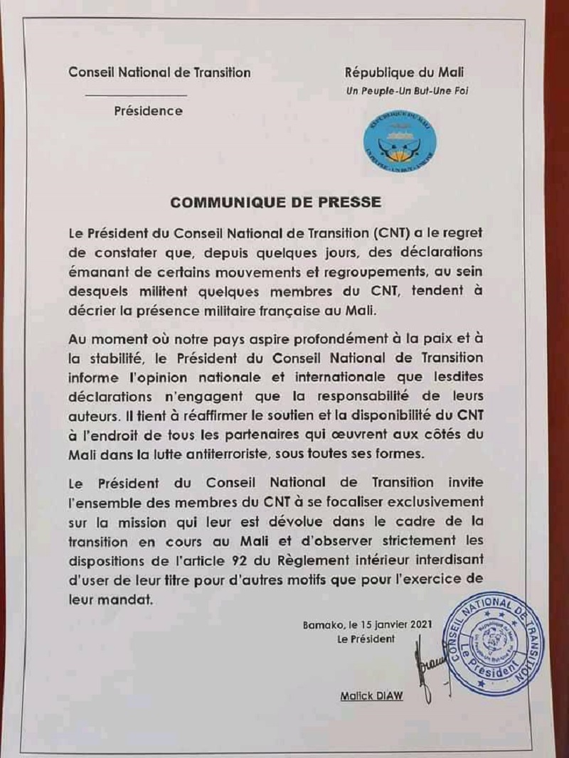 Le Colonel Diaw rappelle à l'ordre les membres du CNT qui décrient la présence militaire française au Mali