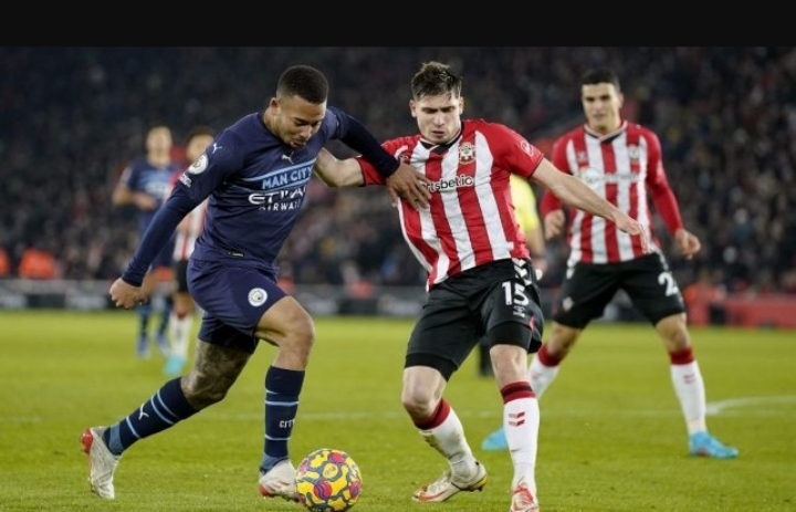 Premier League : Southampton tient en échec Manchester City
