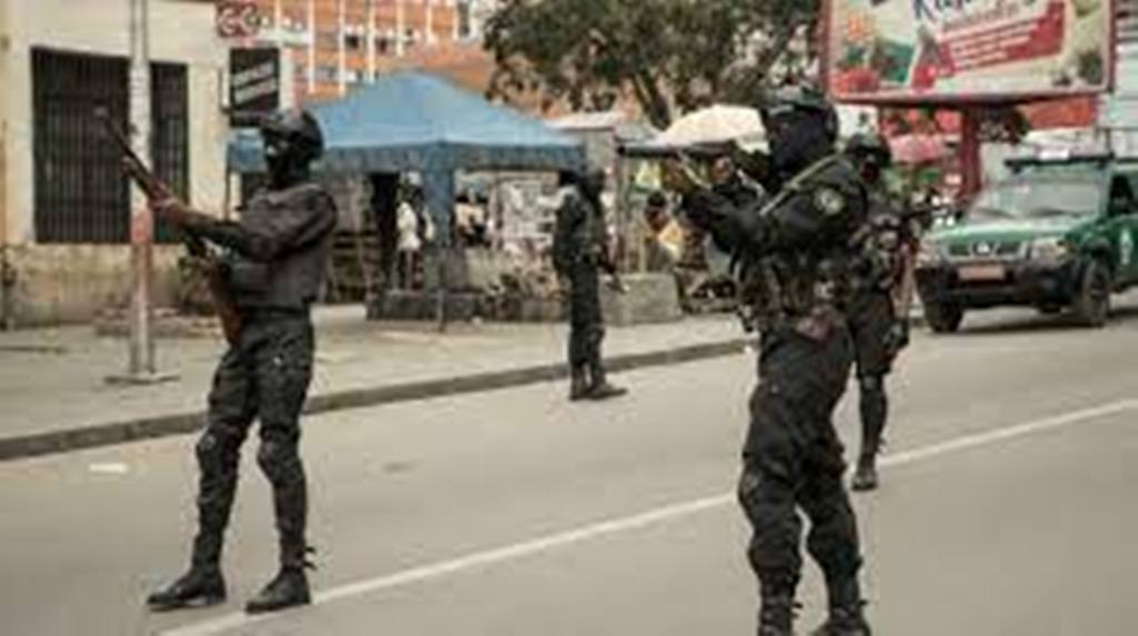 Israël fournit des armes à la police malgache