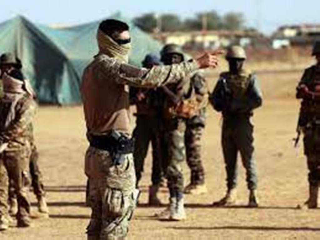 La France "ne peut pas rester au Mali à n'importe quel prix", selon Florence Parly