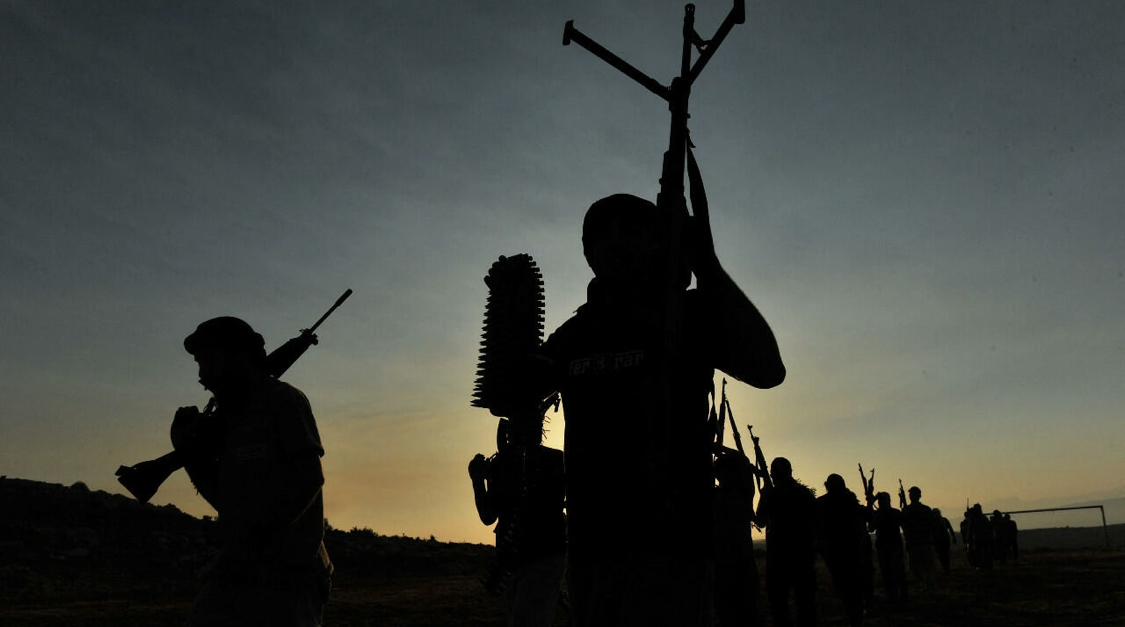 Syrie : le jihadiste franco-sénégalais Omar Omsen libéré par le groupe qui le détenait depuis 2020