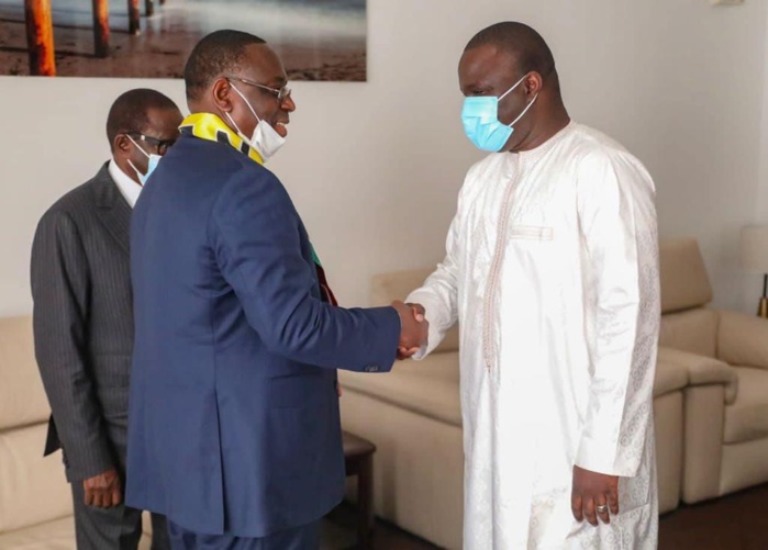 Sénégal : le pouvoir et l’opposition s’unissent pour célébrer la victoire des « Lions »