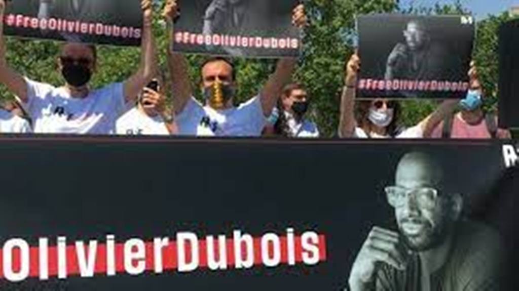 Olivier Dubois: dix mois de captivité au Mali pour le journaliste français
