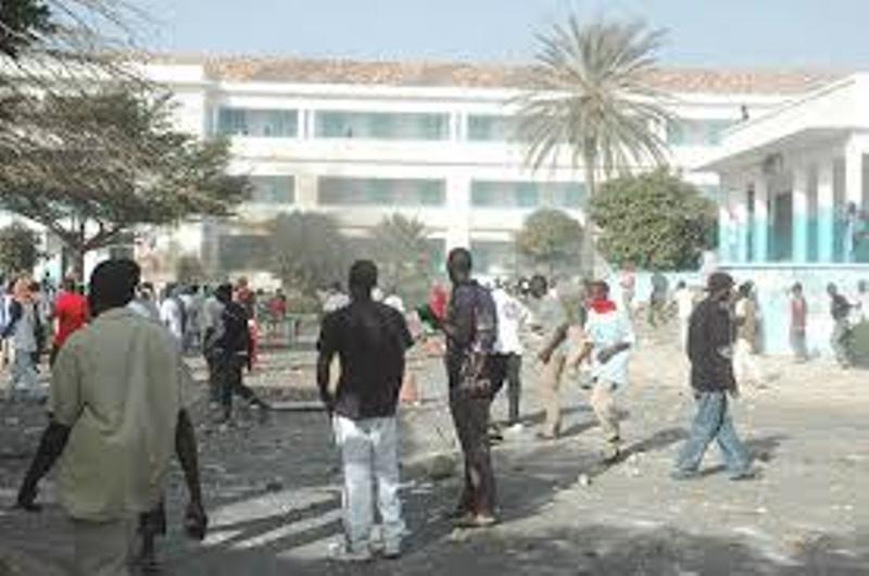 L'université en crise- Mary Teuw Niane dans tous ses états : Thiès, Bambey et Ziguinchor signent, UGB démissionne, UCAD absente