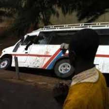 URGENT : Un minicar tombe vers Guéoul