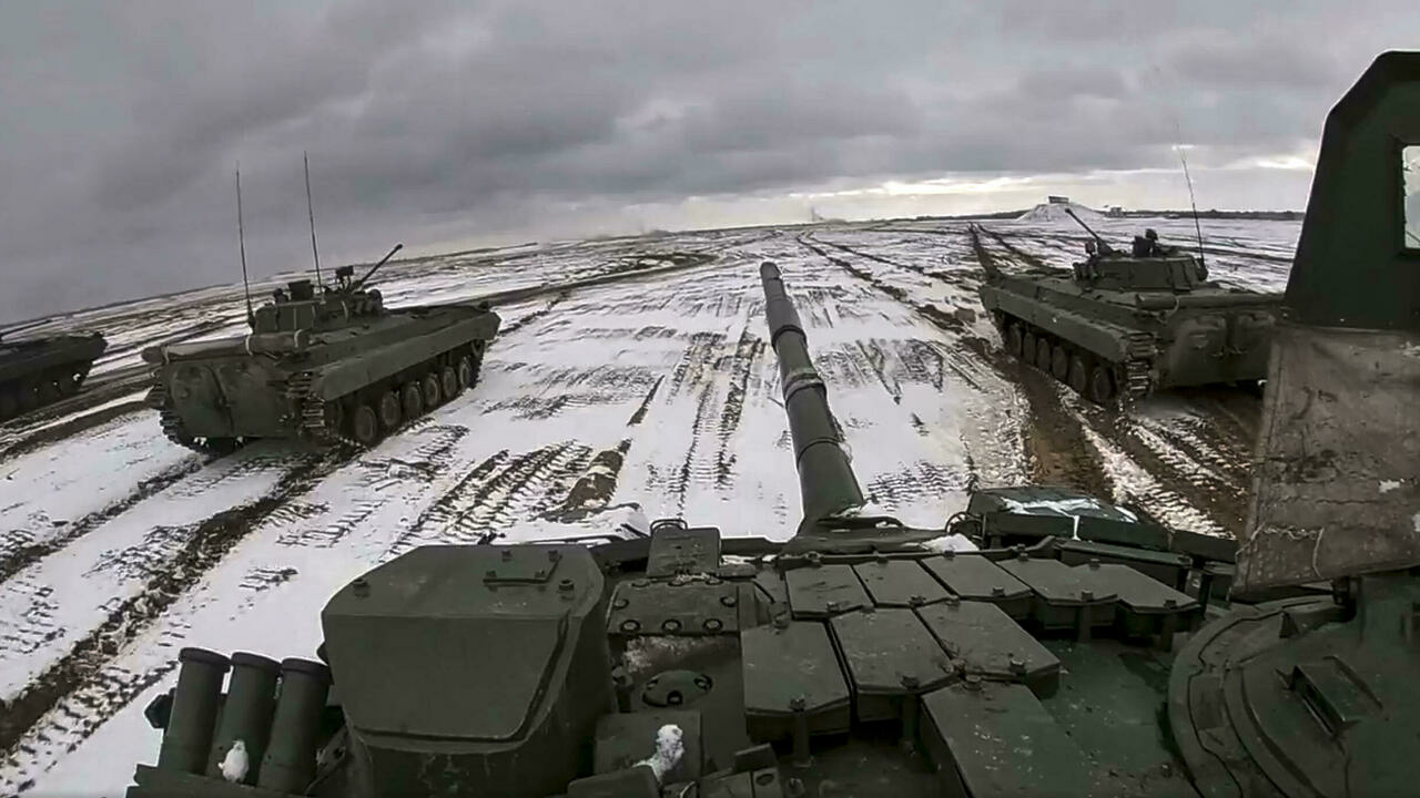 Crise ukrainienne: des manœuvres militaires russes en mer Noire verrouillent les ports